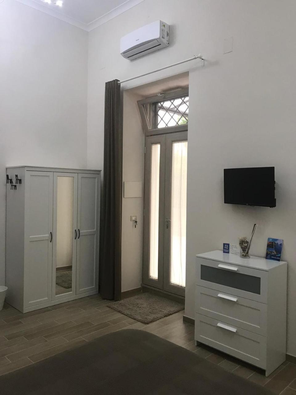 Virgilio'S Garden Bed & Breakfast Castellammare di Stabia Exterior photo