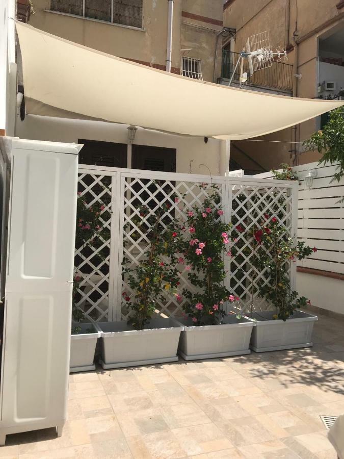 Virgilio'S Garden Bed & Breakfast Castellammare di Stabia Exterior photo